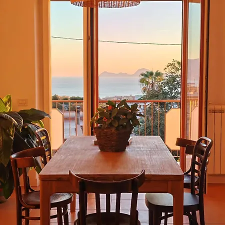 Mareluce Bed and breakfast